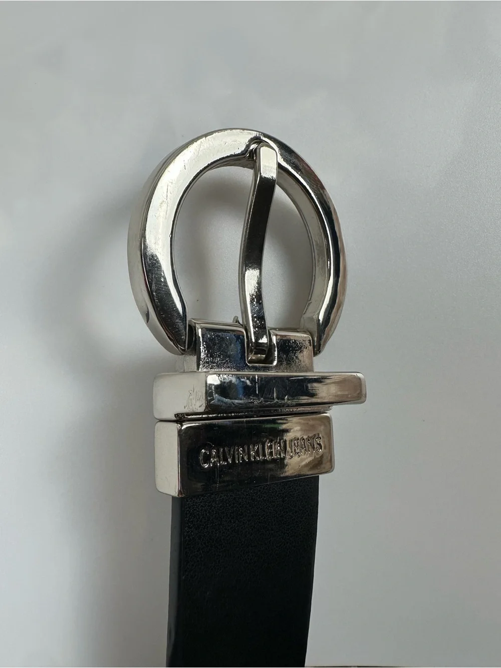 Calvin Klein Jeans Reversible Belt – Size M – Black & White